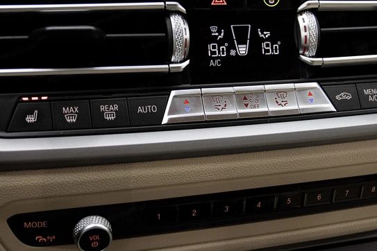 BMW Seria 3 330e