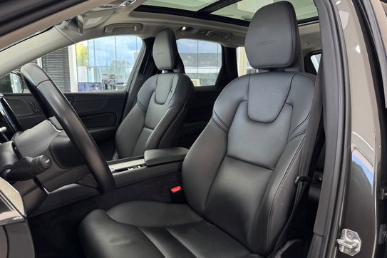 Volvo XC60 T8 AWD Plug-In Hybrid Inscription