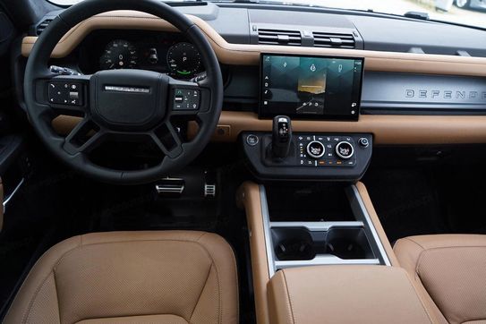 Land Rover Defender 130 3.0 D350 X-Dynamic HSE