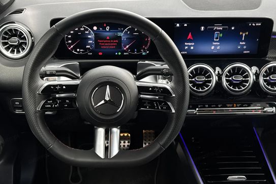 Mercedes GLB 200 d 4-Matic AMG Line 8G-DCT