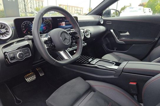Mercedes CLA 200 AMG Line