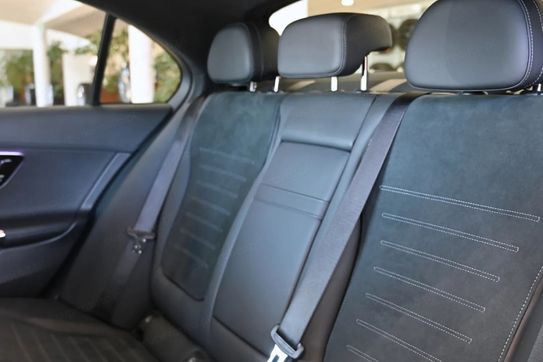 Mercedes Klasa C 220 d mHEV 4-Matic AMG