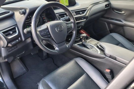 Lexus UX 250h Business Edition 2WD
