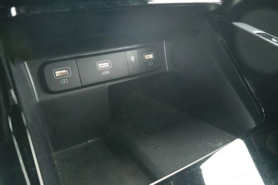 Kia Sorento 1.6  AWD aut 7os.
