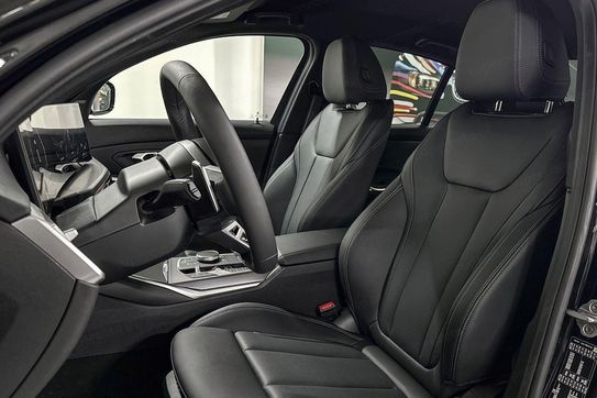 BMW Seria 3 318i M Sport