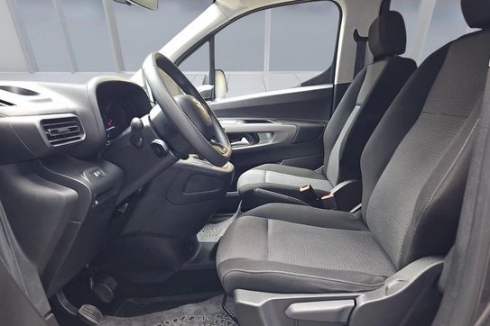 Toyota Proace City Verso Long 1.5 d-4D Business
