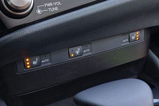 Lexus ES 300h Business Edition