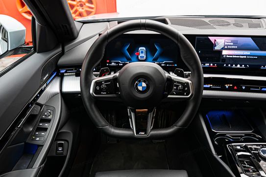 BMW Seria 5 540d M Sport xDrive mHEV aut