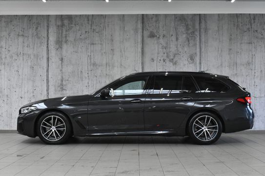 BMW Seria 5 520d xDrive M Sport mHEV aut