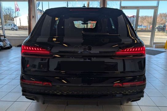 Audi Q7 TDI quattro S Line