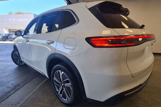 Geely Starray EM-i 1.5 PHEV Pro