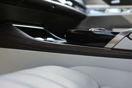 BMW Seria 7 740d xDrive M Sport