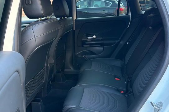 Mercedes GLA 200 Business Edition