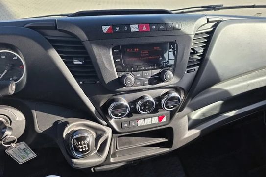 Iveco Daily 35C14 Zabudowa Brygadowa + Wywrotka