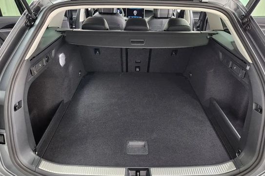 Volkswagen Passat Business Plus 2.0 TDI DSG