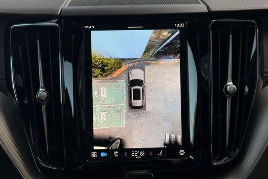 Volvo XC60 T8 Plug-In Hybrid AWD Ultra Black Edition