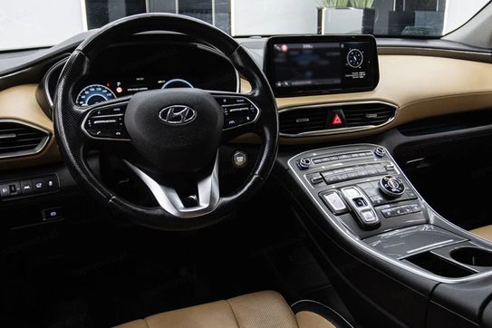 Hyundai Santa Fe T-GDI HEV Platinum 4WD