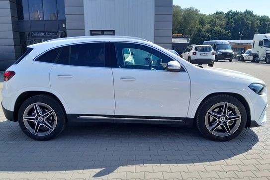 Mercedes GLA 200 mHEV AMG Line 7G-DCT
