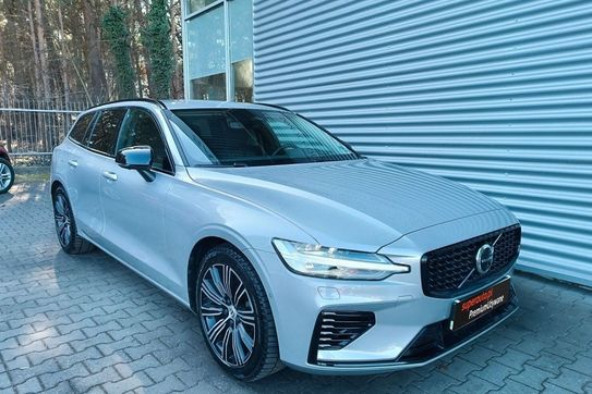 Volvo V60 T6 AWD Plug-In Hybrid Plus Dark aut