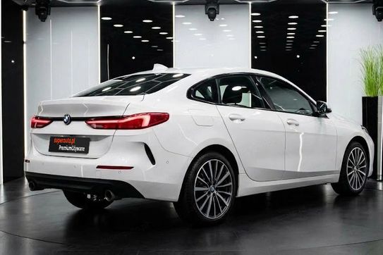 BMW Seria 2 218i Luxury Line aut