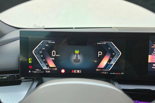 BMW Seria 5 520d M Sport