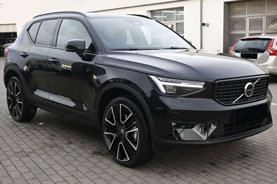 Volvo XC40 B4 Ultra Dark