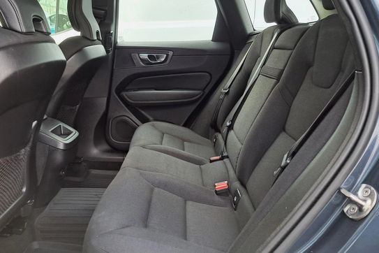 Volvo XC60 B4 D AWD Momentum Pro aut