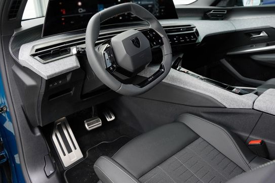 Peugeot 3008 GT e-DCS6 1.2 mHEV