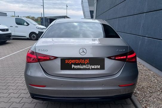 Mercedes Klasa C 300 4MATIC AVANTGARDE