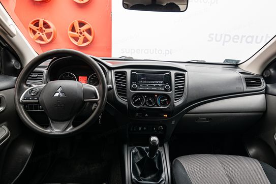Mitsubishi L200 2.4 d