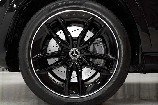 Mercedes GLE 300 d  4-Matic AMG Line