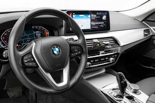 BMW Seria 5 Touring 530i xDrive
