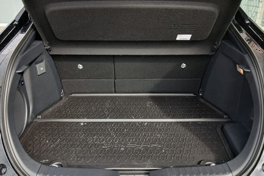 Toyota C-HR 2.0 PHEV Dynamic Force Tokyo Edition