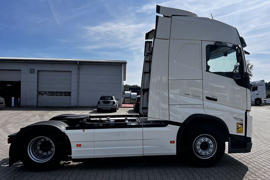 Volvo FH 500 4x2 MEDIUM