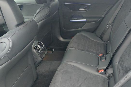 Mercedes C Klasa 200 d AMG