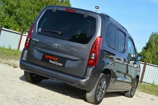 Toyota Proace City Verso L1H1 Family AT