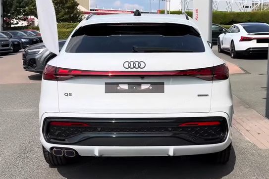 Audi Q5 TDI quattro Sportback S line