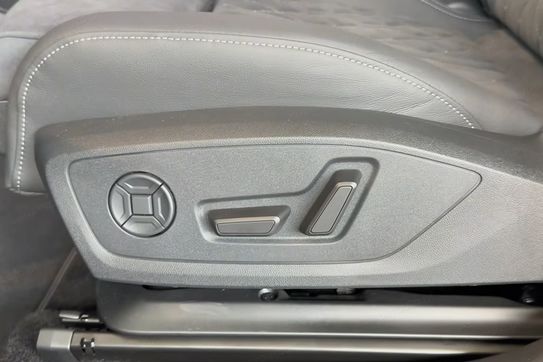 Audi Q4 e-tron Performance