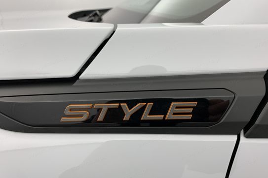 Peugeot 2008 STYLE 1.2 PureTech