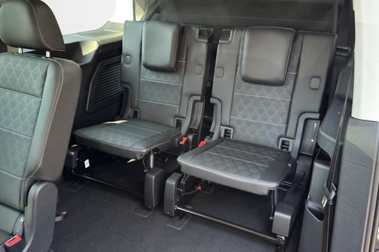 Ford Tourneo Connect Grand Titanium PHEV A6