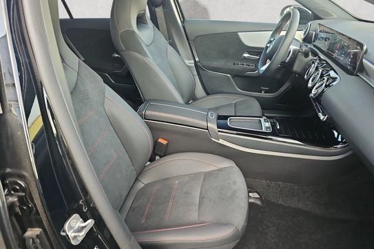 Mercedes Klasa A 220 4MATIC AMG Line