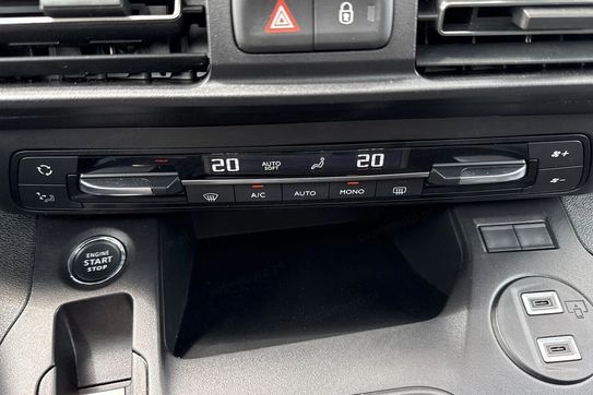 Toyota Proace City Verso 1.5 d-4D Vip