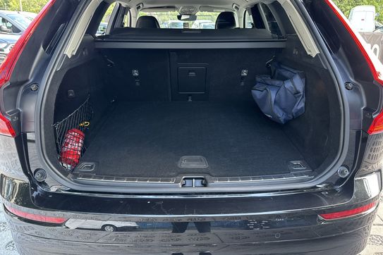 Volvo XC60 B4 B Momentum Pro