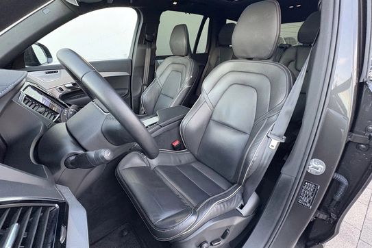 Volvo XC90 T8 AWD Plug-In Hybrid Ultra Dark 7os