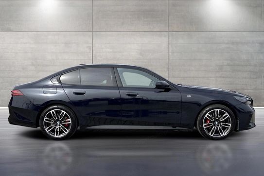 BMW Seria 5 520d xDrive mHEV M Sport aut