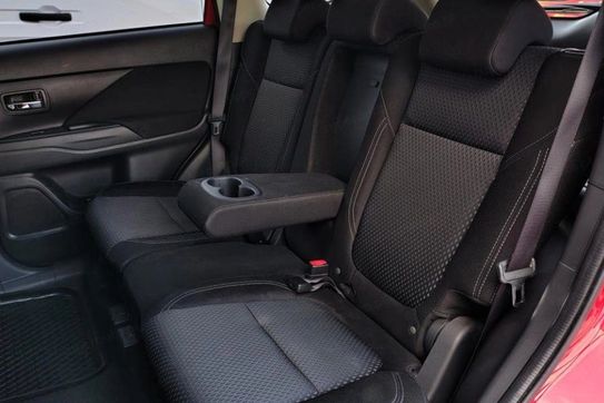 Mitsubishi Outlander 2.0 Instyle 4x4
