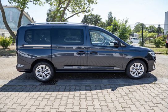Ford Tourneo Connect Grand Titanium PHEV A6