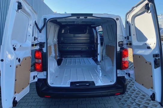 Peugeot Expert XL L2H1 EAT8