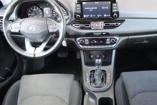 Hyundai i30 1.5 T-GDI Smart DCT