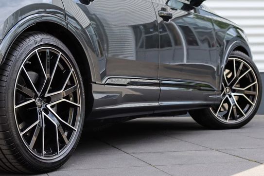 Audi Q7 50 TDI quattro S Line